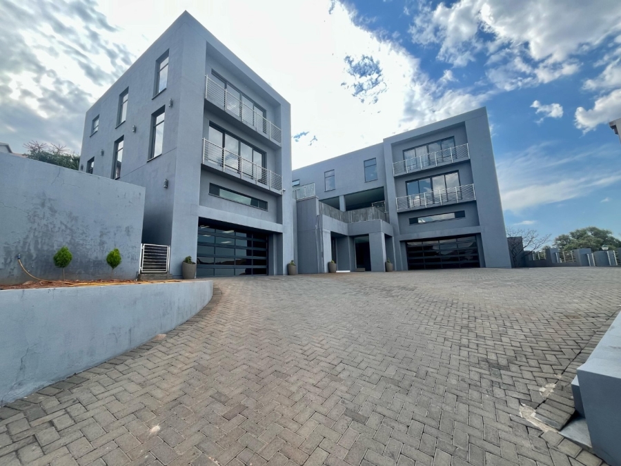 5 Bedroom Property for Sale in Cashan North West